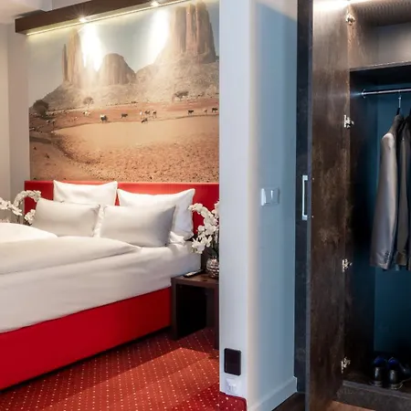 Best Western Plus Plaza Berlin Kurfürstendamm-2