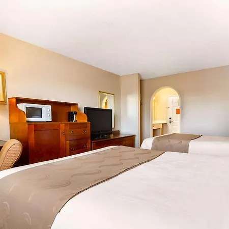 Auburn House Hotel-3