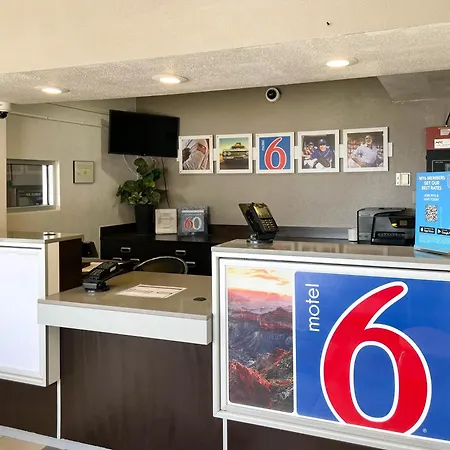 Motel 6 Cheyenne, Wy-2