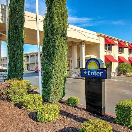 Days Inn By Wyndham Market Center Dallas Love Field-3