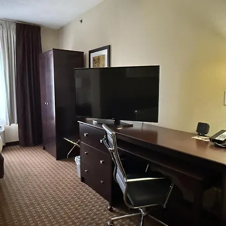 Surestay By Best Western Marion-3
