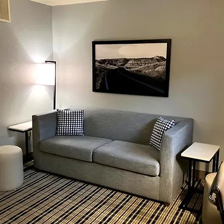Americinn By Wyndham Dickinson-3