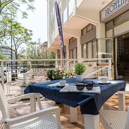 Amadei Hotel Promenade-2