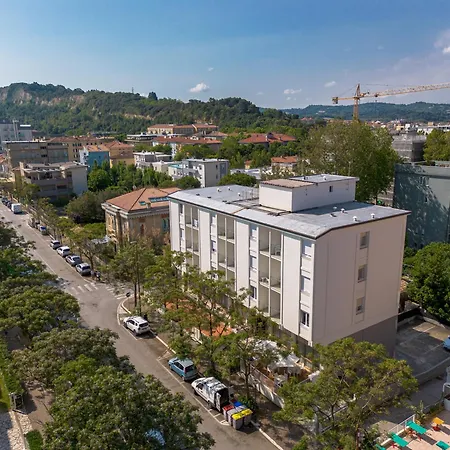 Amadei Hotel Promenade-3