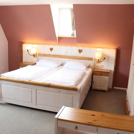 Garni - Hotel Unsere Stadtvilla-2
