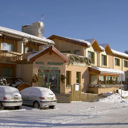 Etoile des Neiges Hôtel et Piscine-3