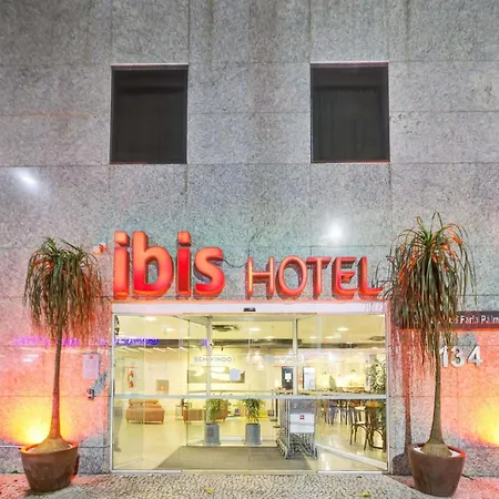 ibis Copacabana Posto 2-2
