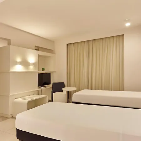Nacional Inn Palmas (Adults Only)-3