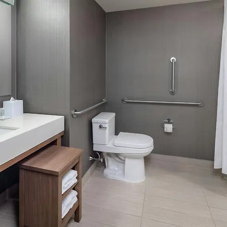 Courtyard By Marriott Lenox Berkshires-2