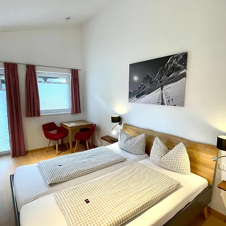 Hotel AlpIn Bed&Breakfast-3