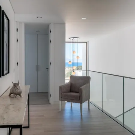 Peralta Beach - Stunning Villa With Private Pool 03-2