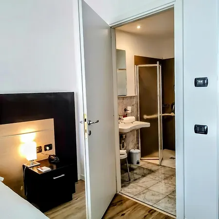 Hotel Carpi-2