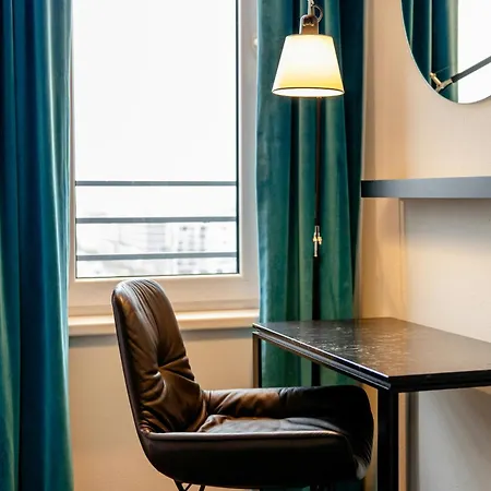 Motel One Berlin-Hauptbahnhof-2