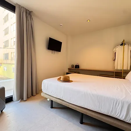 Hugo Beach Hotel & Apartments-2