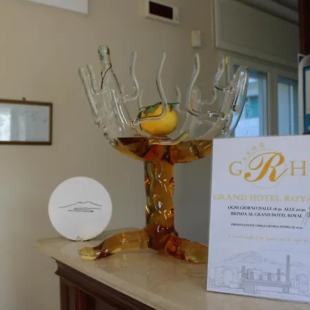 Grand Hotel Royal-3