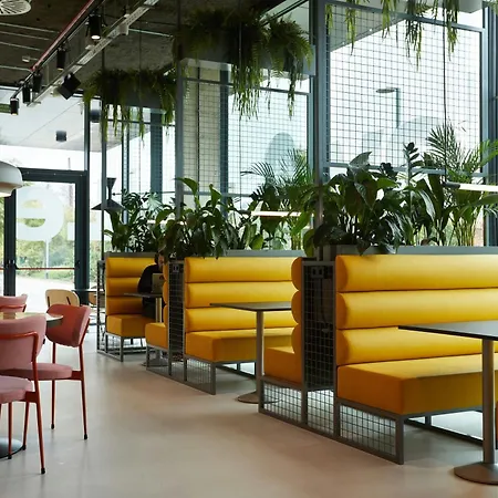 The Social Hub Barcelona Poblenou Extended Stay-3