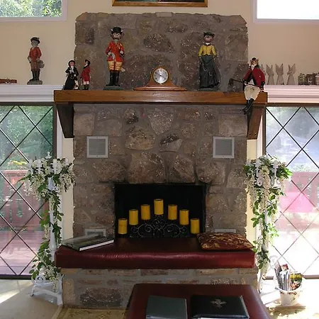 The Foxtrot Bed And Breakfast-3