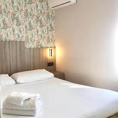 Fasthotel Reims-Taissy-2