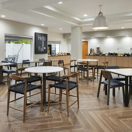 Fairfield Inn & Suites Lake City-2