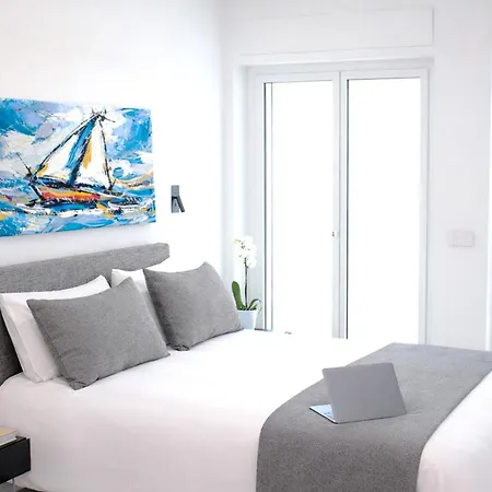 Fiorentini Residence Napoli-3