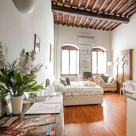 La Corte Del Re Suite&Rooms Arezzo-3