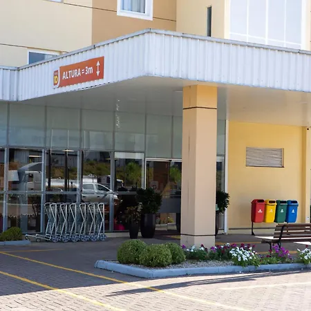 Hotel 10 Blumenau-3