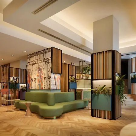 Hilton Garden Inn Rome Colosseum-2