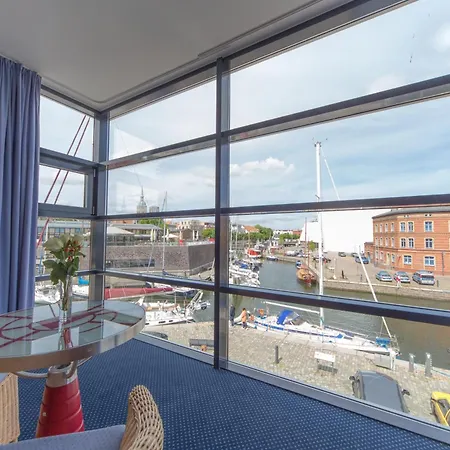 Hotel Kontorhaus Stralsund-3