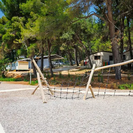 Arena Stupice Camping Homes-2