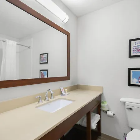 Comfort Inn & Suites Cincinnati Eastgate-3