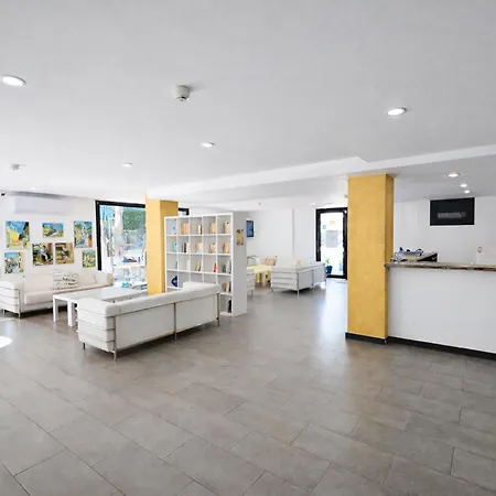 Adia Hotel Cunit Playa-3