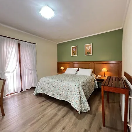 Pousada Vilage Inn Campos do Jordão-3