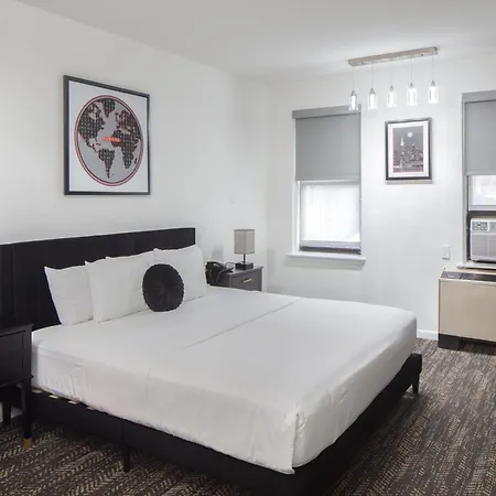 Ramada By Wyndham Jersey City-3
