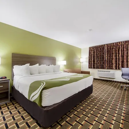 Quality Inn Lincoln Cornhusker-2