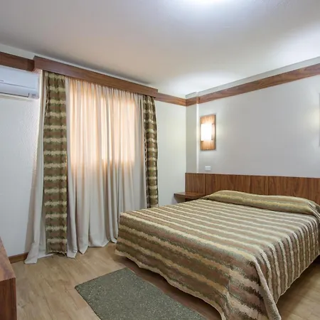 Hotel Le Canard Lages-2