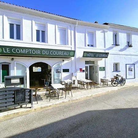 Hotel Le Coureau-2