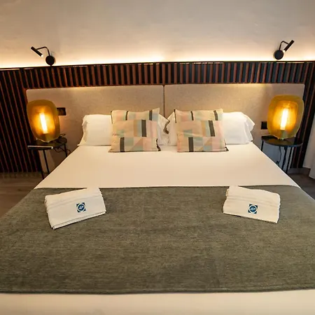 Isa Sevilla Suites-3