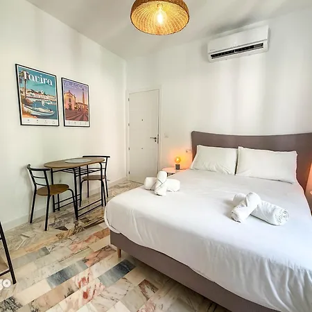 Casa Cristóbal Colón habitaciones con vistas a Semana Santa y Fiestas-2
