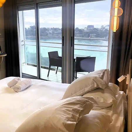 Best Western Hotel Le Crystal Dinard-3