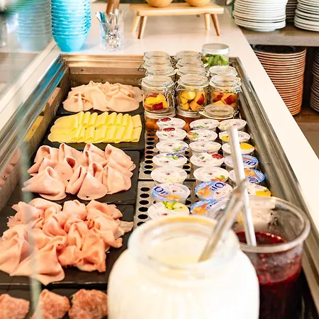 Alexandra Bb & Brunch - Beach Front - Healthy Xxl Breakfast & Brunch Until 12 30-3