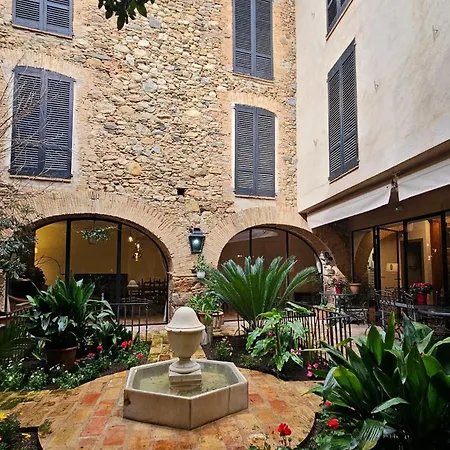 Hotel de La Font Peralada-3