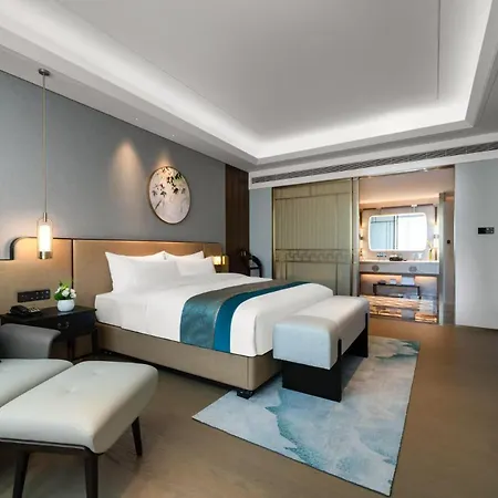 Guangzhou Dong Fang Hotel-2
