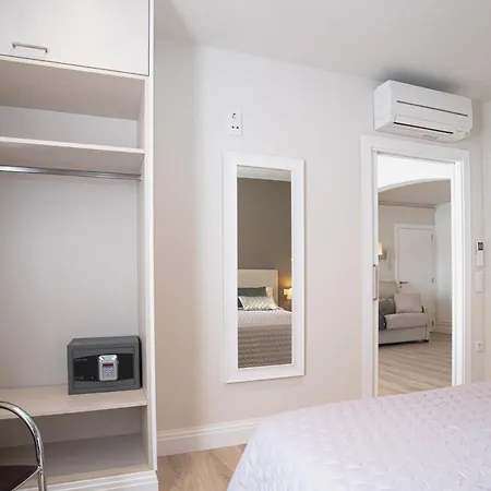 Hotel Pirineos Figueres by Pierre&Vacances-2