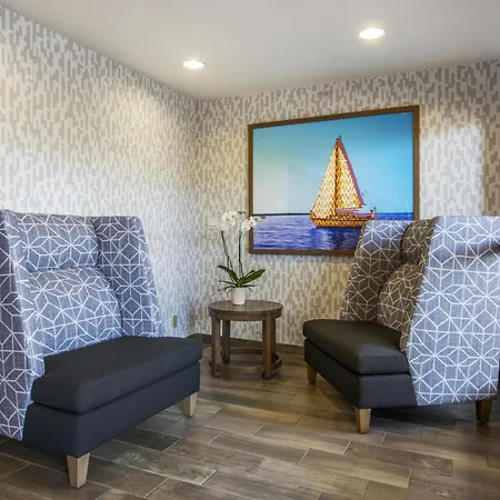Hampton Inn Channel Islands Harbor-3