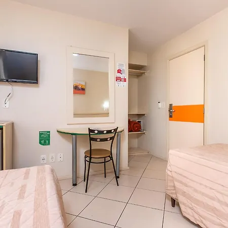 Hotel Express Canoas-2