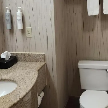 Baymont By Wyndham Midland Tx-2