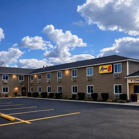 Super 8 By Wyndham Lewiston-3