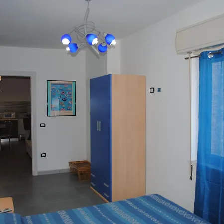 Summer Beach Rooms-3