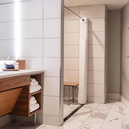 The Charter Hotel Seattle, Curio Collection By Hilton-3
