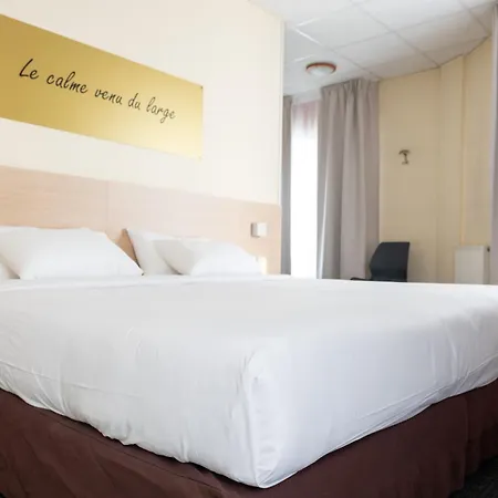 Hotel Kyriad Lamballe-3